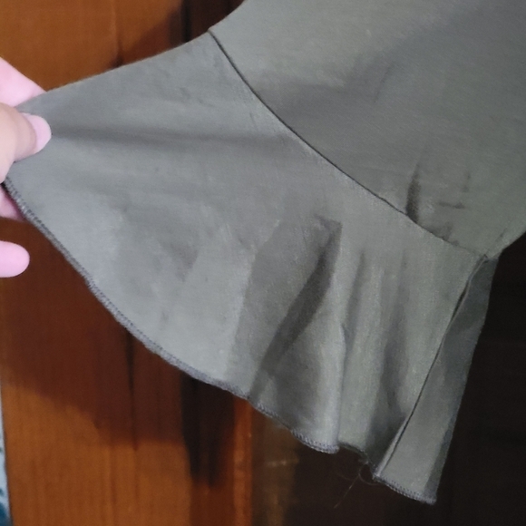 Quincao Vneck Ruffle Sleeve Dress Oiive Green Size L - Picture 6 of 11